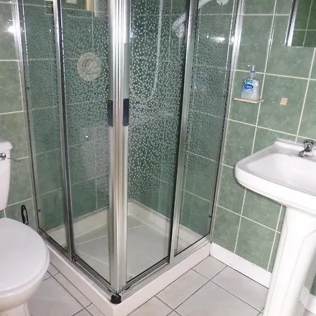Отель Ardlee 5*