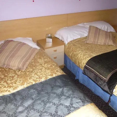 Отель Ardlee 5*